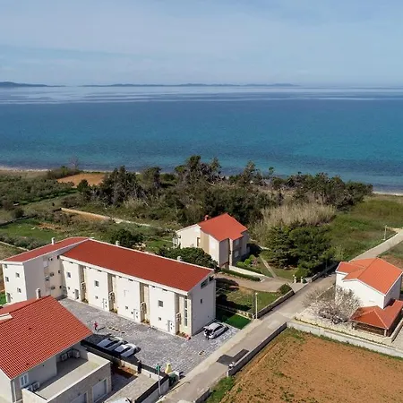 아파트 Adriaticexplorer Sunset Villas With Private Jacuzzy 프리블라카